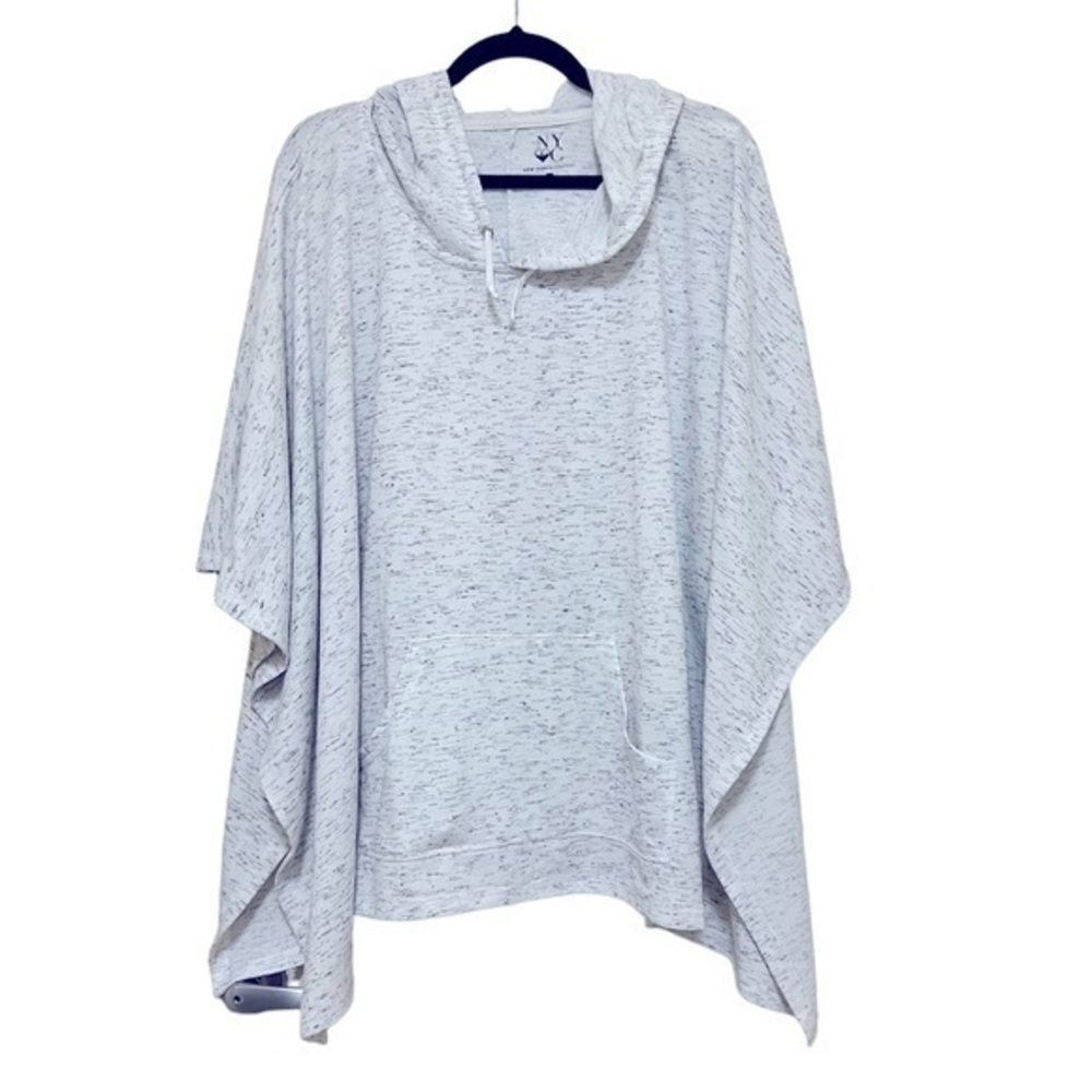NWOT NY & Co gray /white space dyed poncho, hoodie style with kangaroo pocket